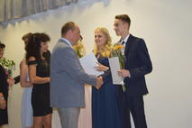 Abschlusszeugnis&uuml;bergabe_Gemeinschaftsschule