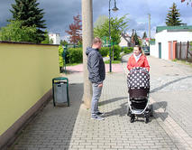 Abfallbeh&auml;lter_in_der_Feldstra&szlig;e