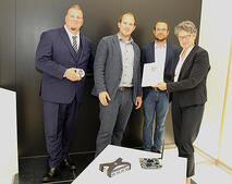 Ministerin H�skens �bergabe Zuwendungsbescheid