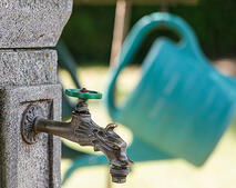 Wasserhahn Gie�kanne Friedhof