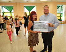 Scheck�bergabe_OK_Live