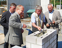 Grundsteinlegung f&uuml;r Barlebens zweite Dreifeldhalle